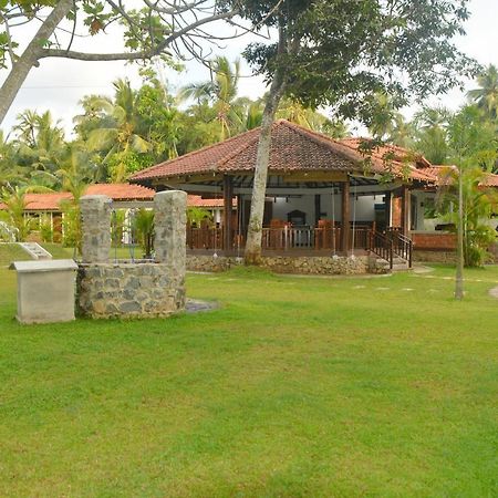 Nature Paradise Villa Balapitiya Buitenkant foto